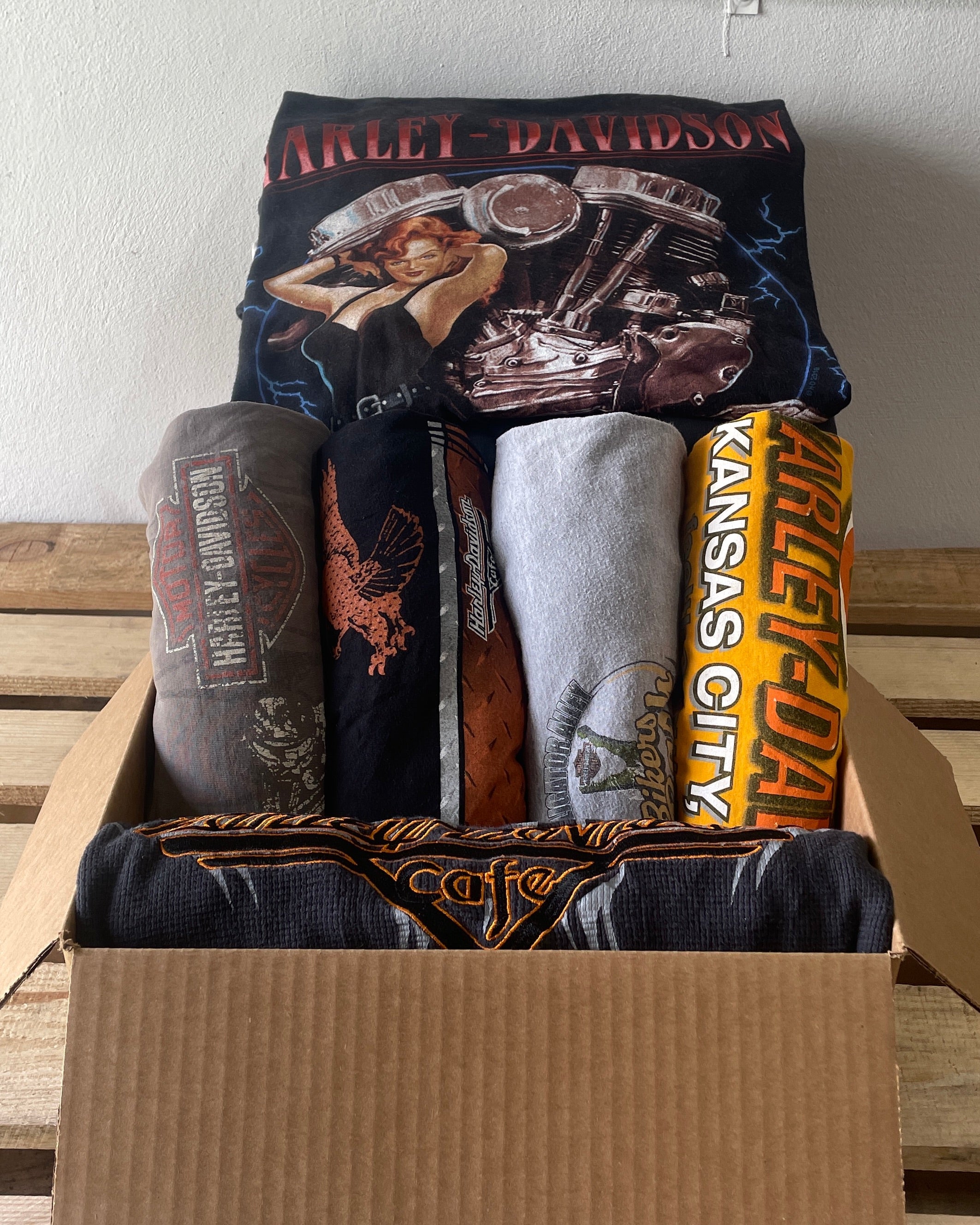 Bundle of Harley Davidson online merchandise